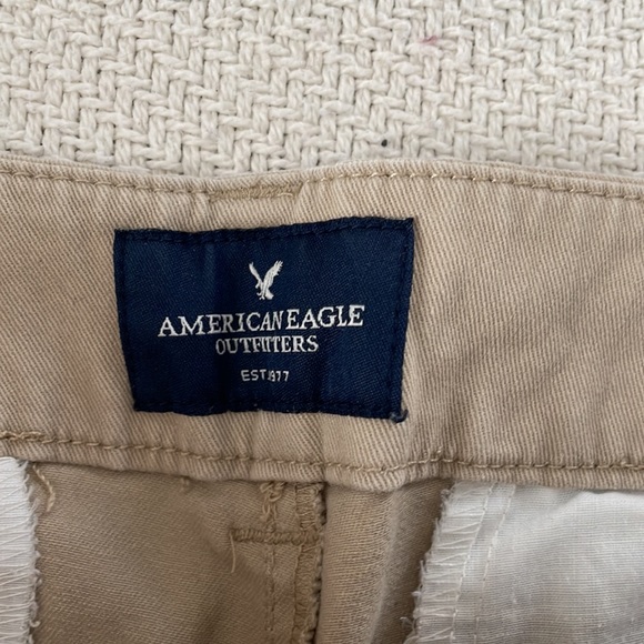 American Eagle Khaki Shorts - Picture 2 of 4